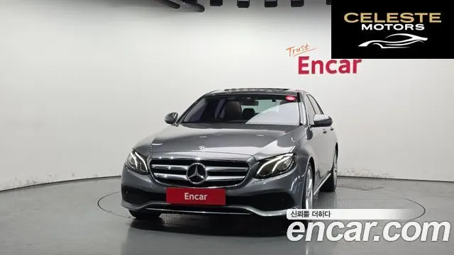 MERCEDES BENZ E-Classe W213 E200 Avantgarde 2018 — photo 3 sur 30