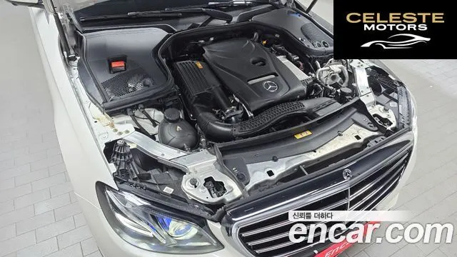 MERCEDES BENZ E-Classe W213 E300 4MATIC Exclusive 2019 — photo 6 sur 32