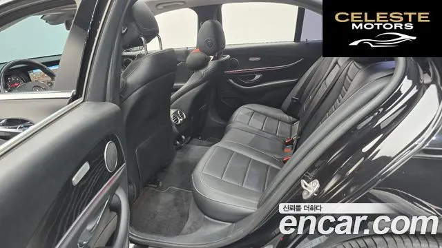 MERCEDES BENZ E-Classe W213 E220d 4MATIC Avantgarde 2017 — photo 11 sur 20