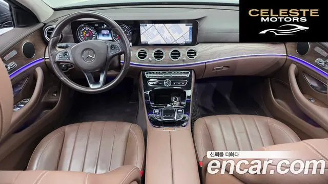 MERCEDES BENZ E-Classe W213 E220d Exclusive 2017 — photo 7 sur 20