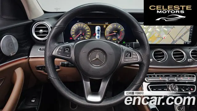 MERCEDES BENZ E-Classe W213 E300 4MATIC Avantgarde 2018 — photo 18 sur 34