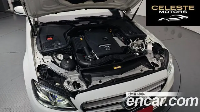 MERCEDES BENZ E-Classe W213 E300 4MATIC Avantgarde 2018 — photo 6 sur 34