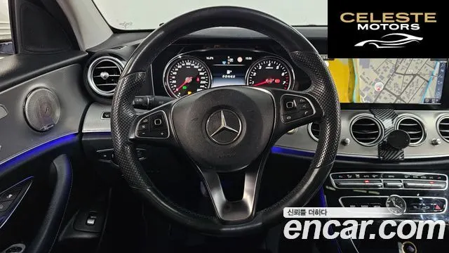 MERCEDES BENZ E-Classe W213 E200 Avantgarde 2017 — photo 14 sur 20