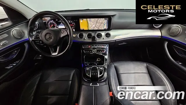 MERCEDES BENZ E-Classe W213 E200 Avantgarde 2017 — photo 7 sur 20