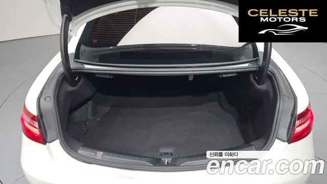 MERCEDES BENZ E-Classe W213 E450 4MATIC Coupé 2020 — photo 24 sur 35