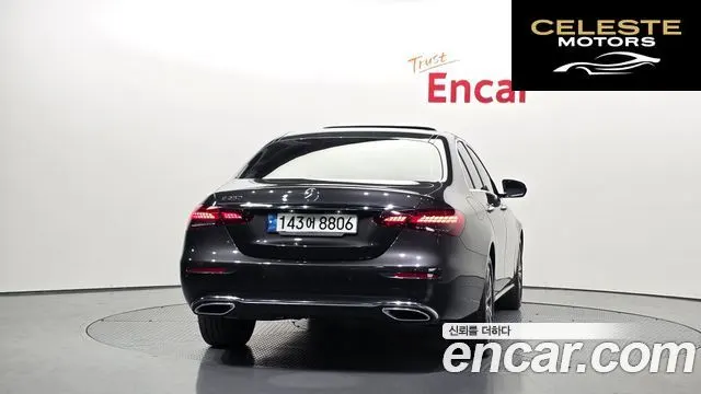 MERCEDES BENZ E-Classe W213 E250 Avantgarde 2021 — photo 4 sur 37