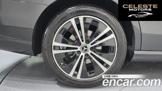 MERCEDES BENZ E-Classe W213 E250 Avantgarde 2021 — photo 5 sur 37