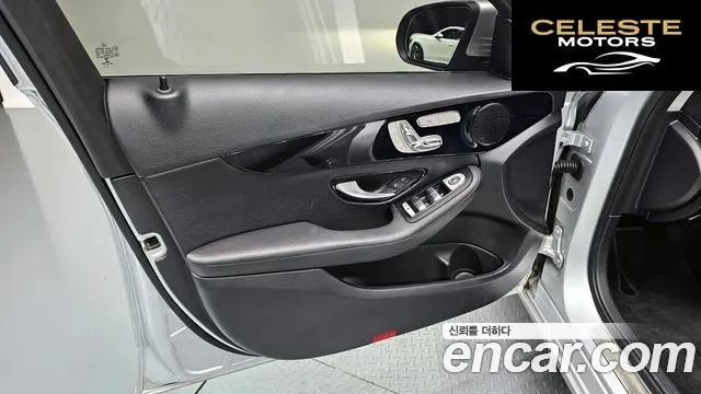 MERCEDES BENZ C-Classe W205 C200 2018 — photo 14 sur 30
