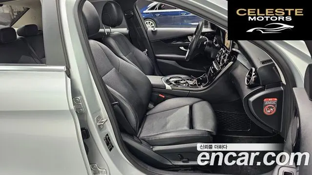 MERCEDES BENZ C-Classe W205 C200 2018 — photo 16 sur 30