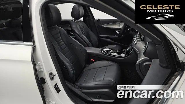 MERCEDES BENZ E-Classe W213 E300 Avantgarde 2019 — photo 17 sur 31