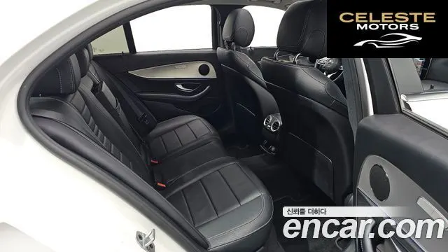 MERCEDES BENZ E-Classe W213 E300 Avantgarde 2019 — photo 18 sur 31
