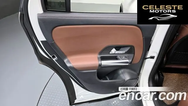 MERCEDES BENZ GLA-Classe H247 GLA250 4MATIC 2020 — photo 15 sur 31