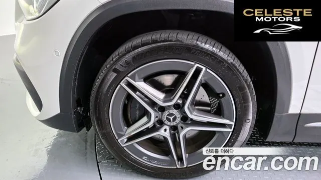 MERCEDES BENZ GLA-Classe H247 GLA250 4MATIC 2020 — photo 5 sur 31