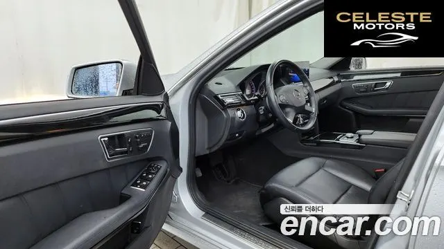 MERCEDES BENZ E-Classe W212 E300 Avantgarde 2011 — photo 10 sur 26