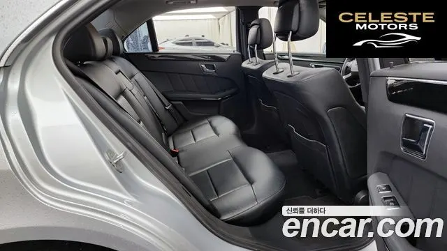 MERCEDES BENZ E-Classe W212 E300 Avantgarde 2011 — photo 12 sur 26