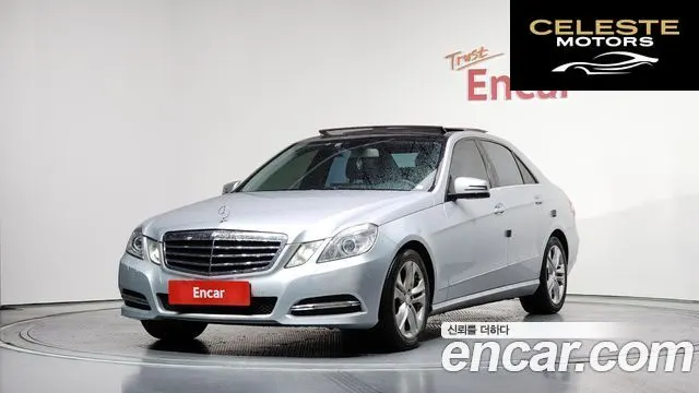 MERCEDES BENZ E-Classe W212 E300 Avantgarde 2011 — photo 26 sur 26
