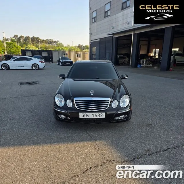MERCEDES BENZ E-Classe W211 E350 4MATIC 2009 — photo 3 sur 17