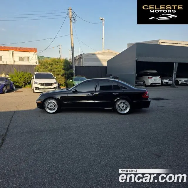 MERCEDES BENZ E-Classe W211 E350 4MATIC 2009 — photo 6 sur 17