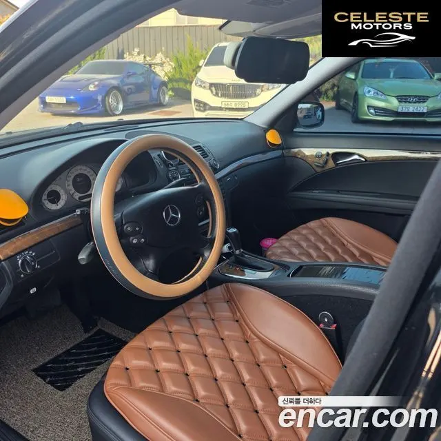 MERCEDES BENZ E-Classe W211 E350 4MATIC 2009 — photo 9 sur 17