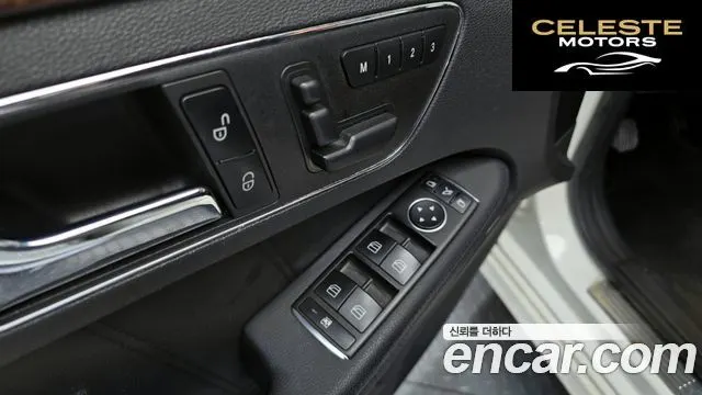 MERCEDES BENZ E-Classe W212 E300 2011 — photo 18 sur 20