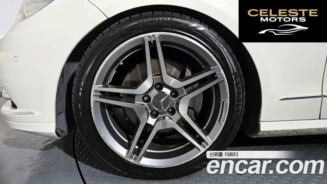 MERCEDES BENZ E-Classe W212 E300 2011 — photo 5 sur 20