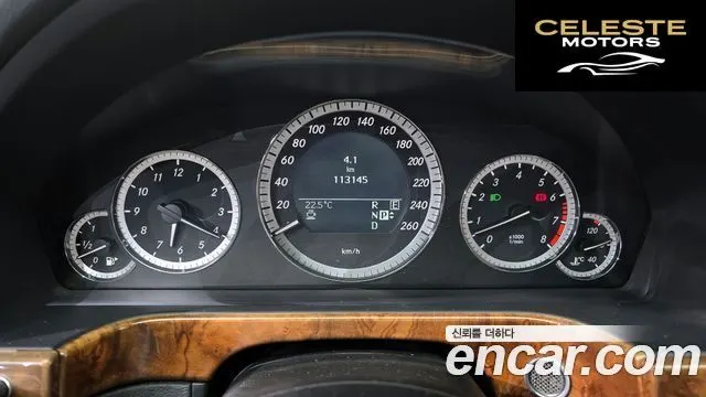MERCEDES BENZ E-Classe W212 E300 2011 — photo 8 sur 20