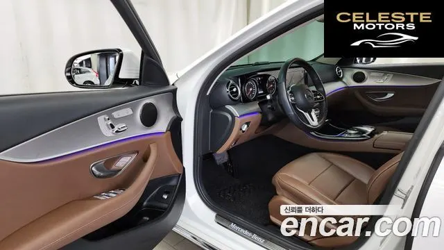 MERCEDES BENZ E-Classe W213 E300 Avantgarde 2019 — photo 10 sur 20