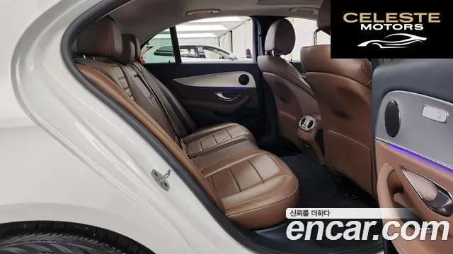 MERCEDES BENZ E-Classe W213 E300 Avantgarde 2019 — photo 12 sur 20
