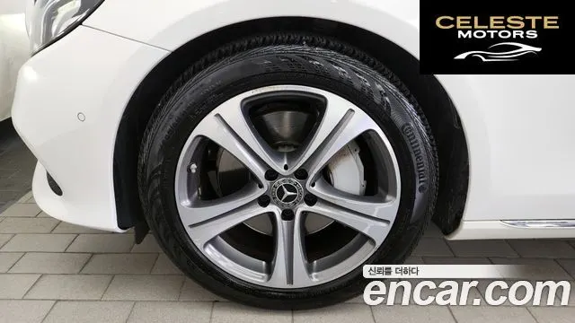 MERCEDES BENZ E-Classe W213 E300 Avantgarde 2019 — photo 5 sur 20