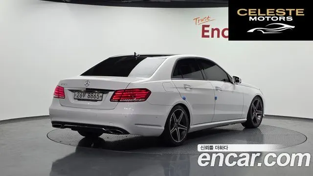 MERCEDES BENZ E-Classe W212 E220 CDI Avantgarde 2014 — photo 2 sur 20