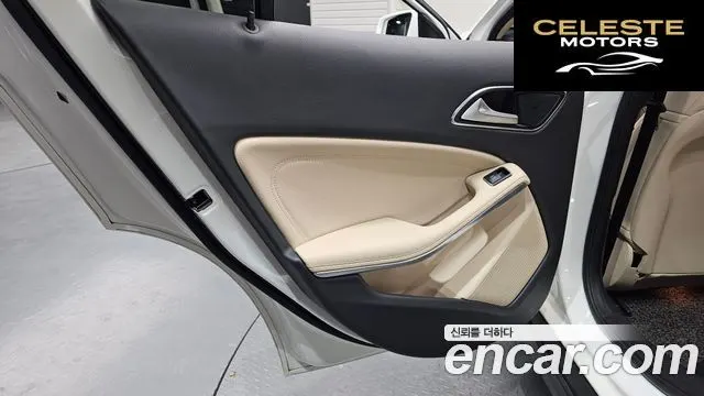 MERCEDES BENZ GLA-Classe X156 GLA220 2018 — photo 14 sur 30