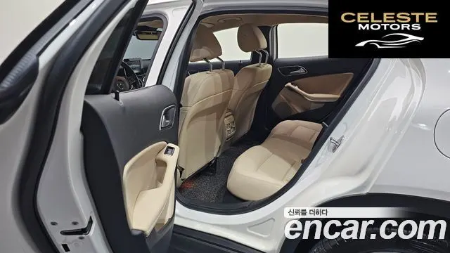 MERCEDES BENZ GLA-Classe X156 GLA220 2018 — photo 16 sur 30