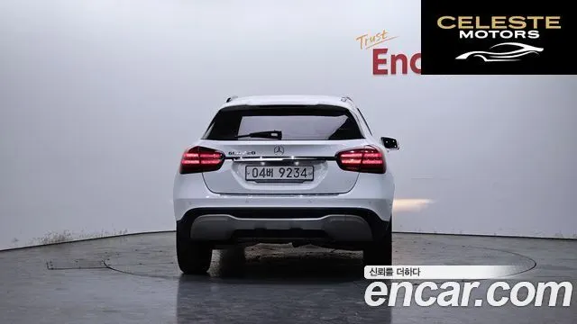 MERCEDES BENZ GLA-Classe X156 GLA220 2018 — photo 3 sur 30
