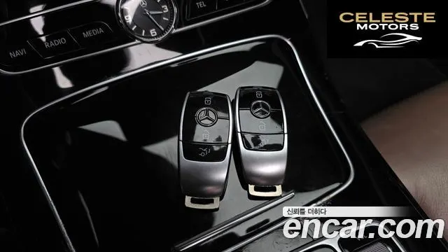 MERCEDES BENZ E-Classe W213 E200 Avantgarde 2018 — photo 29 sur 30
