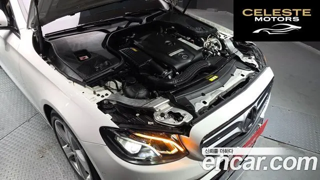 MERCEDES BENZ E-Classe W213 E200 Avantgarde 2018 — photo 6 sur 30