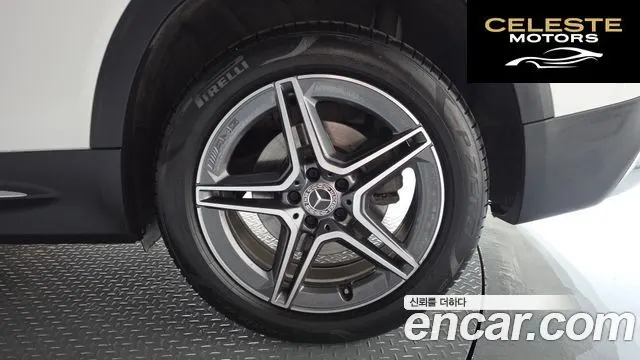 MERCEDES BENZ GLB-Classe X247 GLB250 4MATIC 2022 — photo 7 sur 30