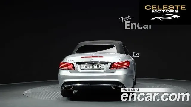 MERCEDES BENZ E-Classe W212 E200 Cabriolet 2017 — photo 4 sur 20