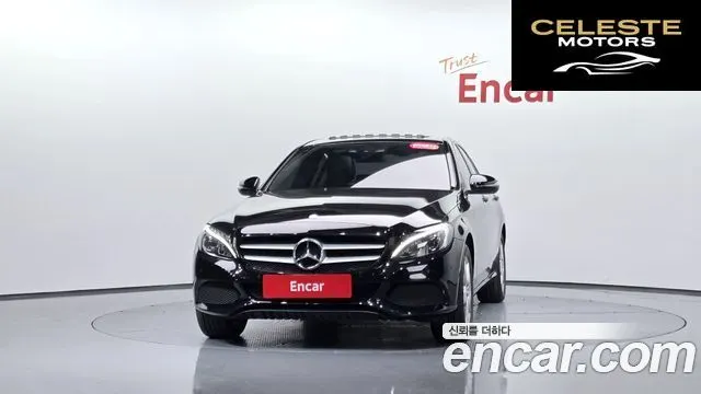 MERCEDES BENZ C-Classe W205 C200 2017 — photo 2 sur 32