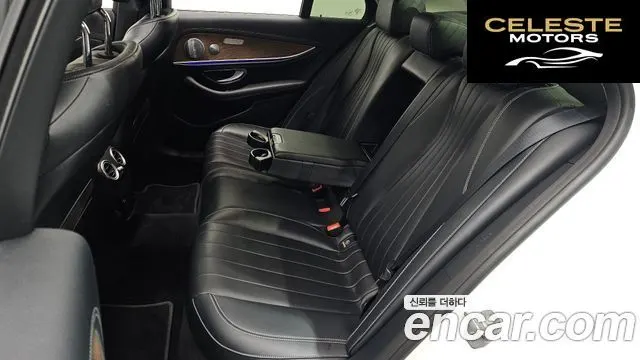 MERCEDES BENZ E-Classe W213 E300 Exclusive 2018 — photo 17 sur 30