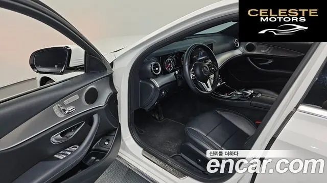 MERCEDES BENZ E-Classe W213 E300 Avantgarde 2019 — photo 13 sur 30