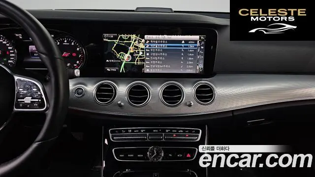 MERCEDES BENZ E-Classe W213 E300 Avantgarde 2019 — photo 23 sur 30