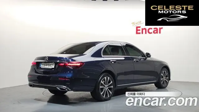 MERCEDES BENZ E-Classe W213 E300e 4MATIC Exclusive 2021 — photo 2 sur 31