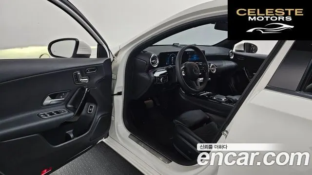 MERCEDES BENZ A-Classe W177 A220 Berline 2020 — photo 13 sur 38