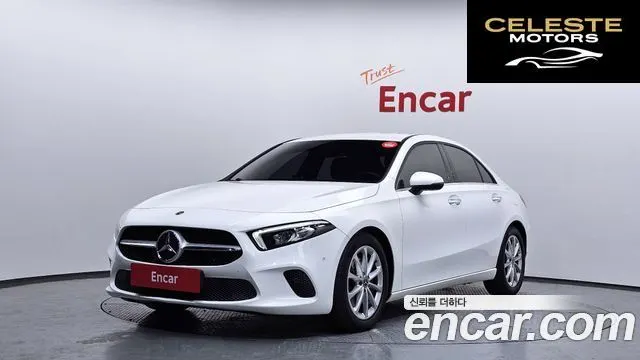 MERCEDES BENZ A-Classe W177 A220 Berline 2020 — photo 35 sur 38