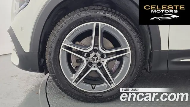 MERCEDES BENZ GLB-Classe X247 GLB250 4MATIC 2021 — photo 5 sur 20