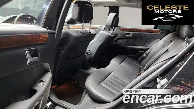 MERCEDES BENZ E-Classe W212 E300 2012 — photo 12 sur 20