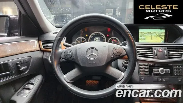 MERCEDES BENZ E-Classe W212 E300 2012 — photo 14 sur 20
