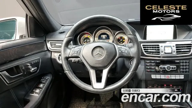 MERCEDES BENZ E-Classe W212 E300 4MATIC Avantgarde 2015 — photo 12 sur 20