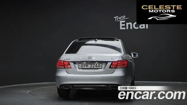MERCEDES BENZ E-Classe W212 E300 4MATIC Avantgarde 2015 — photo 4 sur 20