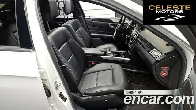 MERCEDES BENZ E-Classe W212 E200 Avantgarde 2015 — photo 10 sur 20